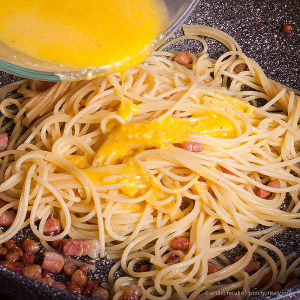 Authentic Spaghetti alla Carbonara Recipe